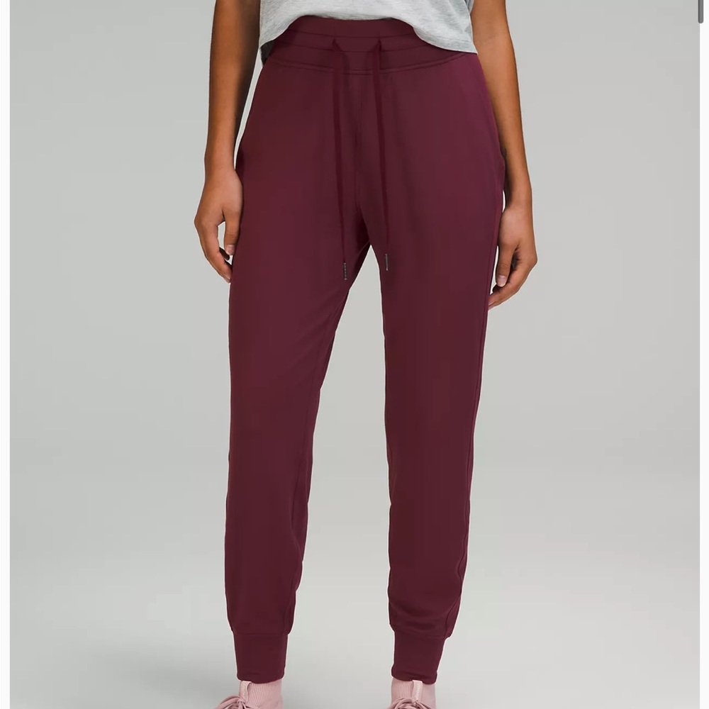 Ready to Rulu Jogger